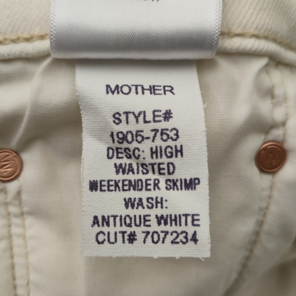 Mother High Waisted Weekender Skimp Flares, Antique White, Size 28 - Picture 14 of 15